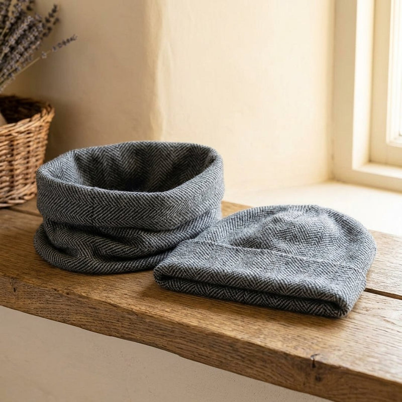 Dzianina Tweed Jodełka Szara – czapka i komin z tej tkaniny