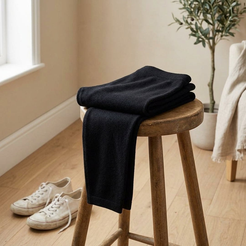 Mohito Swetrowka Czarna – legginsy z tej tkaniny