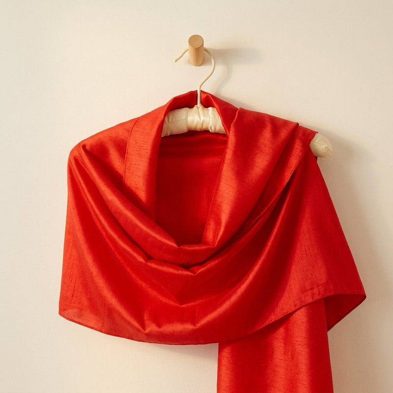 Organza Premium Czerwona – narzutka wieczorowa z tej tkaniny