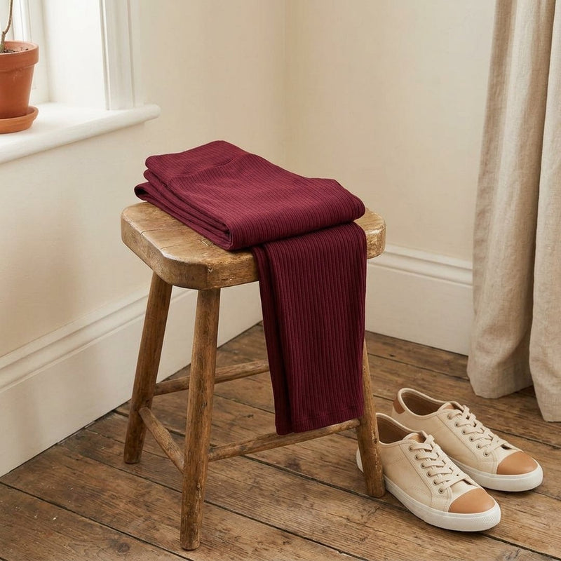 Prążek Bordowy – legginsy z tej tkaniny