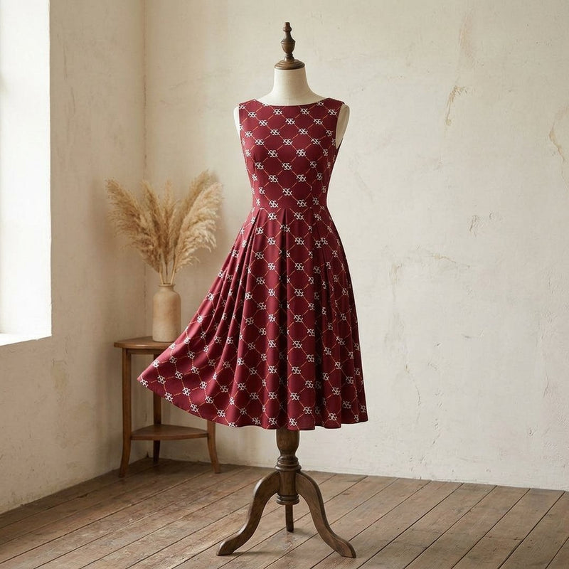 Silk Drukowany – sukienka koktajlowa z tej tkaniny