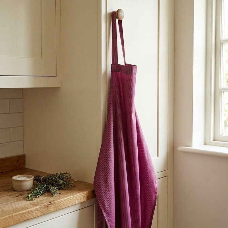 Twill Paski „Różowo-Srebrne” – fartuch kuchenny z tej tkaniny